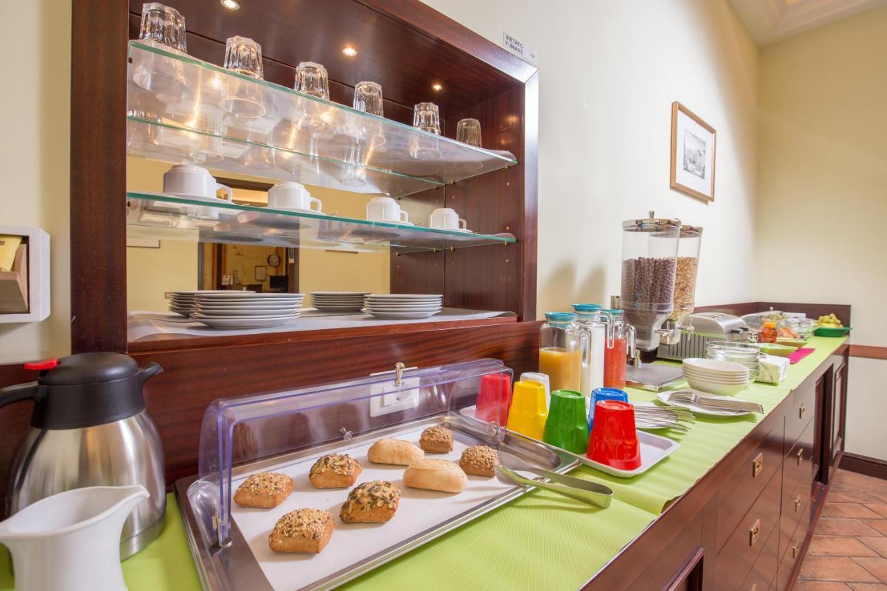 Hotel Trastevere Рим Екстер'єр фото
